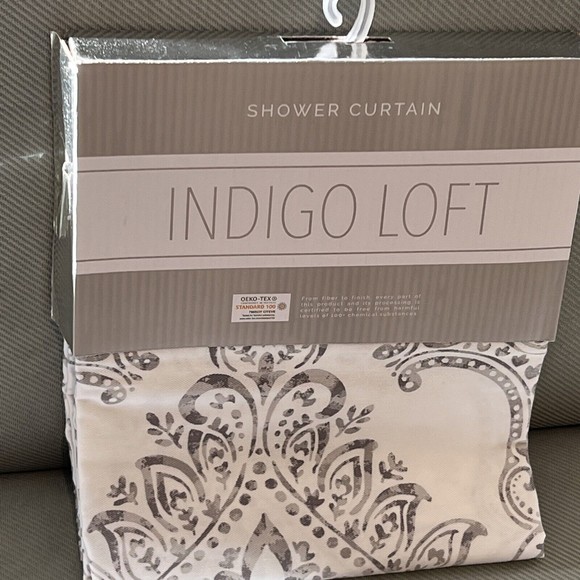 New Indigo Loft Paisley Medallion Flower Shower Curtain White Gray Cotton Blend - Picture 2 of 8